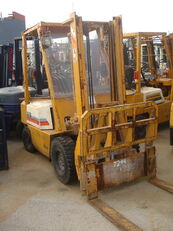 رافعة شوكية لطرق وعرة Komatsu FG15D-14