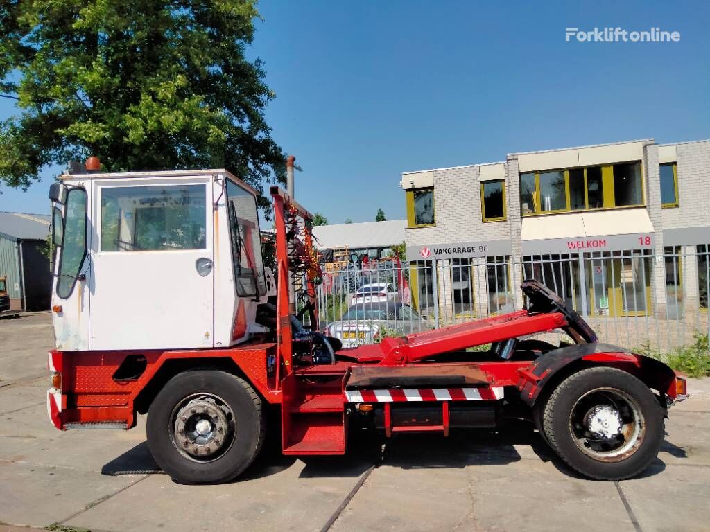 جرار ميناء Terberg 3250 terminal tractor trekker shunt truck volvo